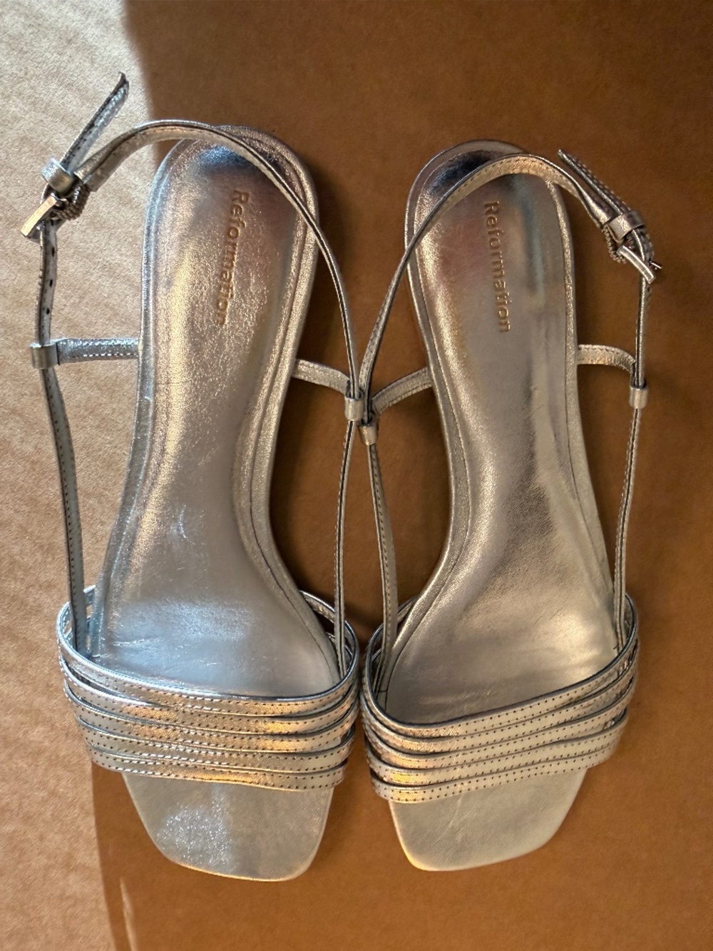 Reformation Millie Silver Slingback Sandals - Picture 3 of 4